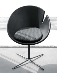 One Flo Armchair