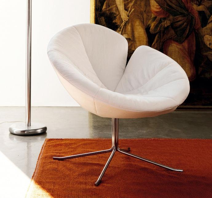 One Flo Armchair