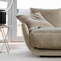 Tuliss Sofa